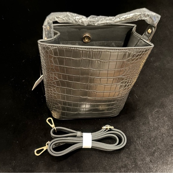 AOTA Elena Black Vegan Leather Croc Embossed Bucket Bag & Crossbody • NWT - Picture 5 of 16